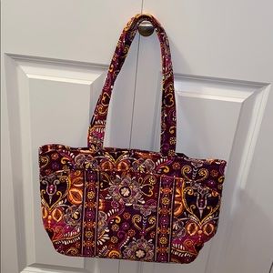 Vera Bradley tote bag! Pattern Safari Suns…
